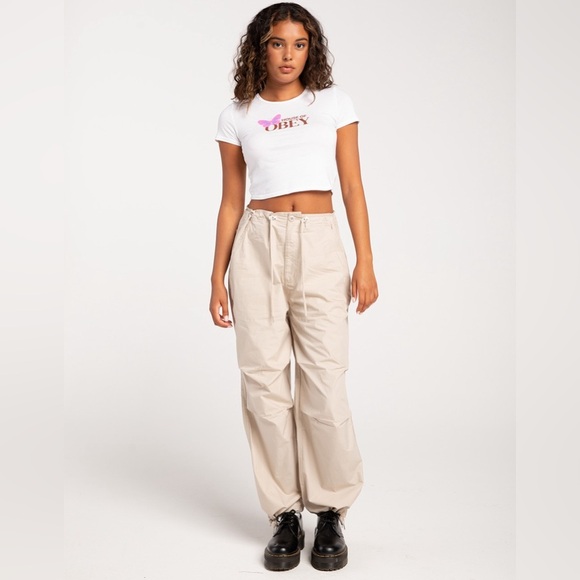 NWT - OBEY House Of Obey Womens Fitted Crop Tee in White - Various Sizes - Picture 5 of 5